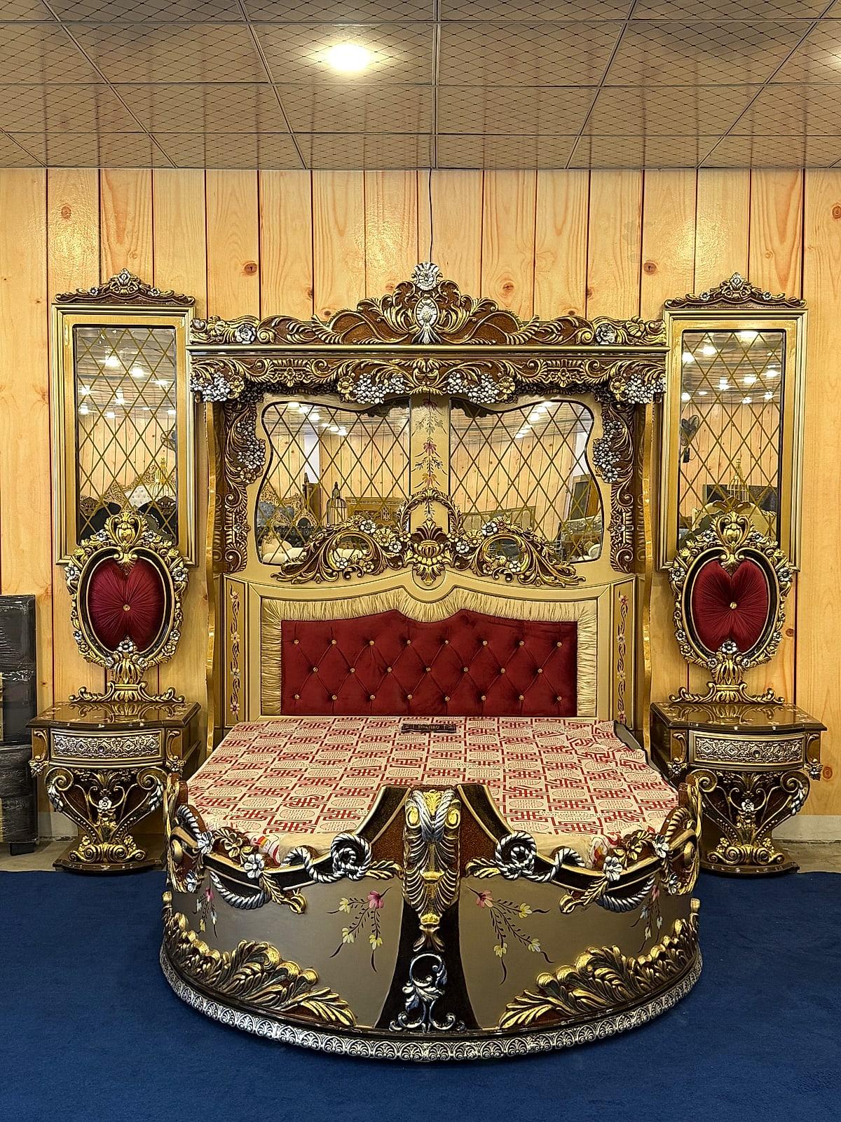 Walnut Heritage Bed · Luxury bed