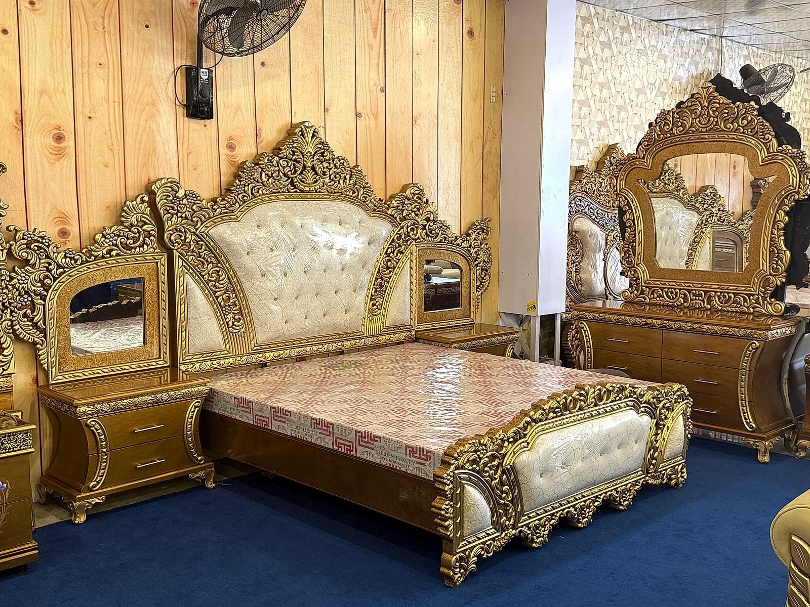 Royal Canopy Bed Frame · Luxury bed